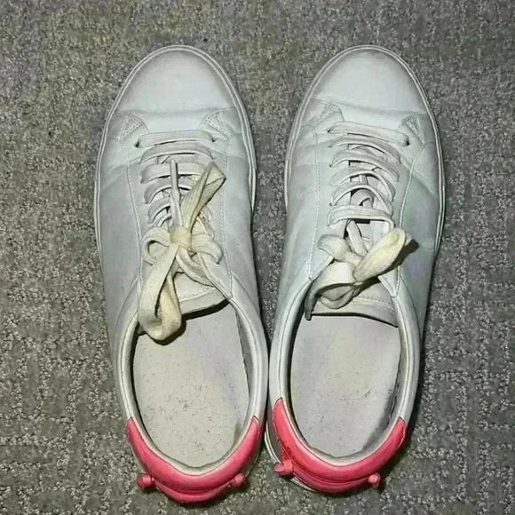 GIVENCHY PARIS FASHION SNEAKERS - Picture 4 of 5